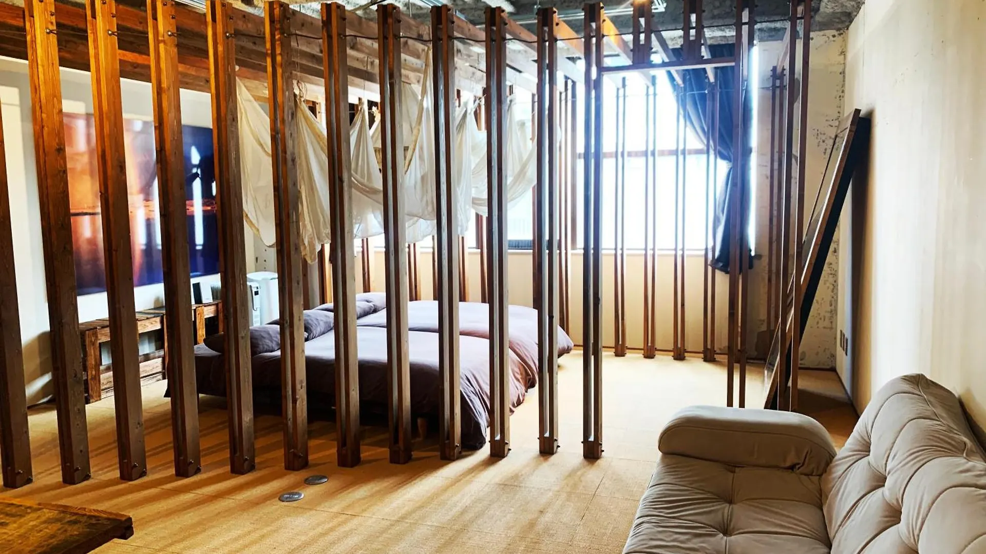 The Rainbow Room Kioto 0*,  Japón